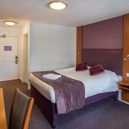 Redwings Lodge Solihull Exteriér fotografie